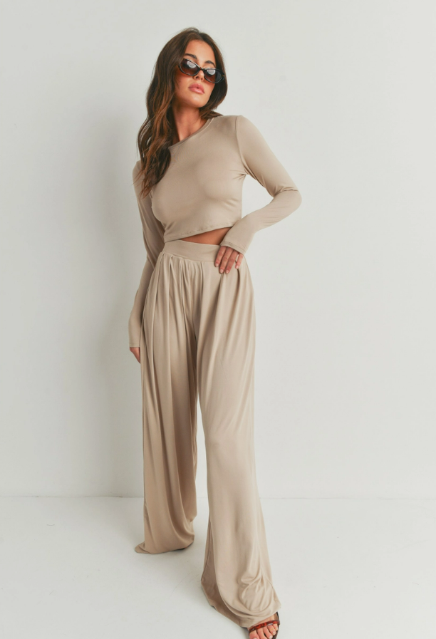 Long Sleeves Crop Top and Pants Set